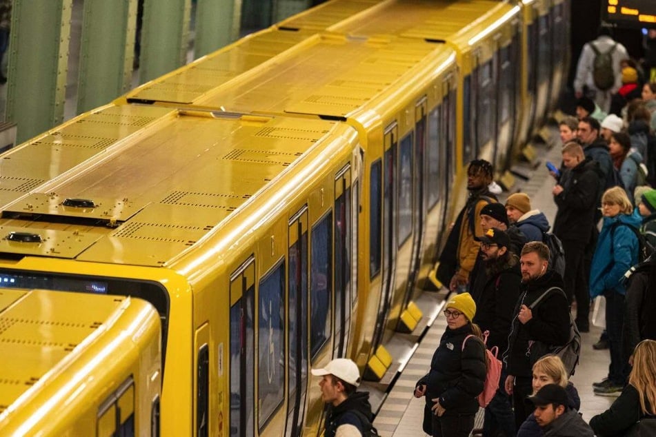 Bei der BVG stockt der Alltagsbetrieb. (Archivbild)