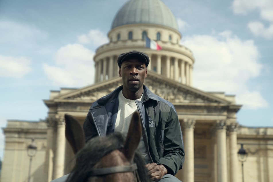 Omar Sy (48) kehrt als Meisterdieb Assane Diop zurück. Eigentlich will der inhaftierte Franzose mit seinem Leben als "Lupin" abschließen, doch eine Reihe mysteriöser Museumsraubzüge durchkreuzt seine Pläne.