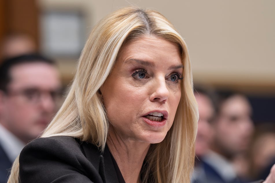 Justizministerin Pam Bondi (60) muss ihren Posten räumen.