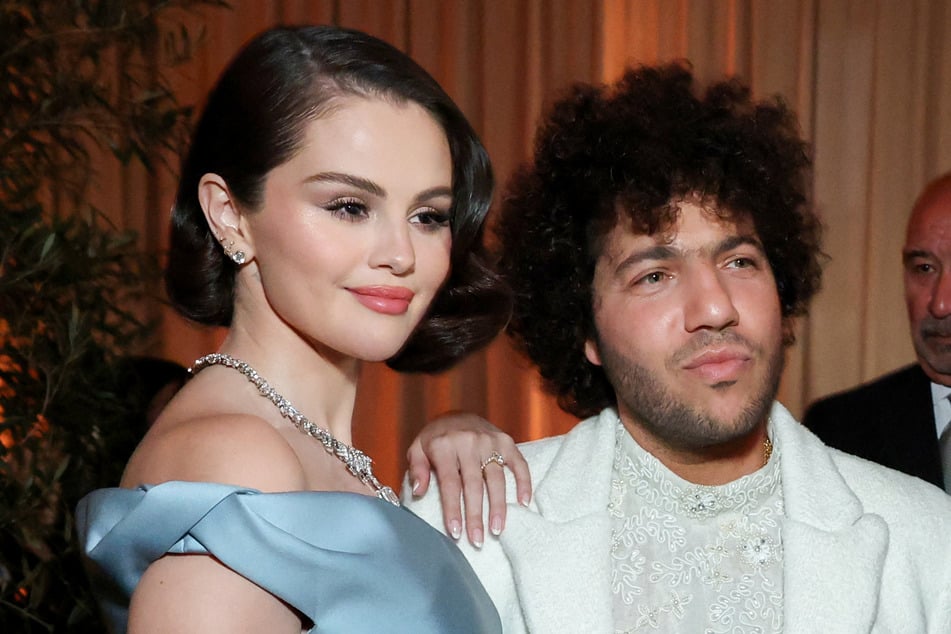 Selena Gomez (l.) and Benny Blanco have reportedly treated themselves to a dream home in sunny California worth a whopping $35 million.