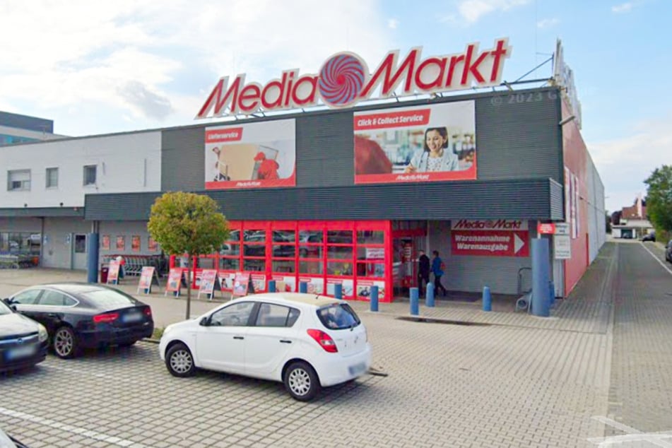 MediaMarkt Egelsbach auf dem Kurt-Schumacher-Ring 3.