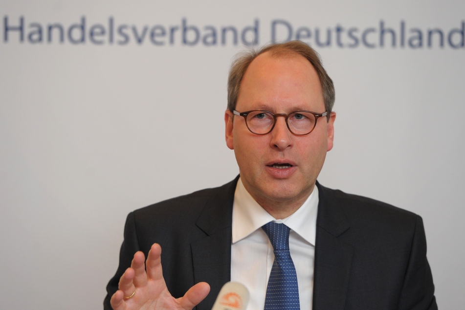 HDE-Hauptgeschäftsführer Stefan Genth (66).