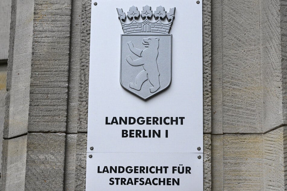 Das Paar muss sich vor Gericht verantworten, schweigt bislang aber.