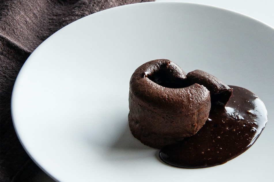 There's something great about the humble lava cake, as it's so warm and comforting.