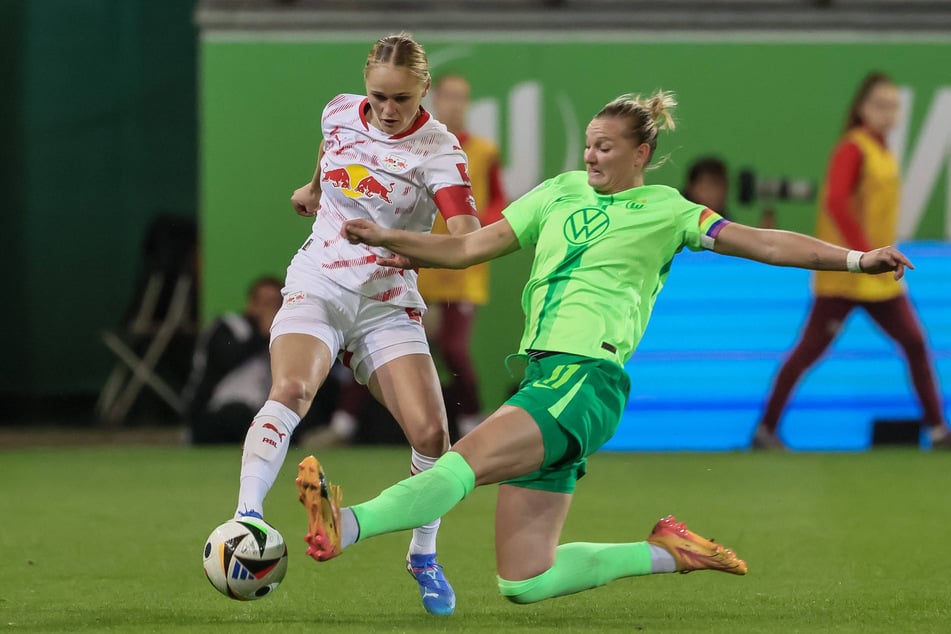 Alexandra Popp und der VfL Wolfsburg besiegten die Leipziger Frauen.