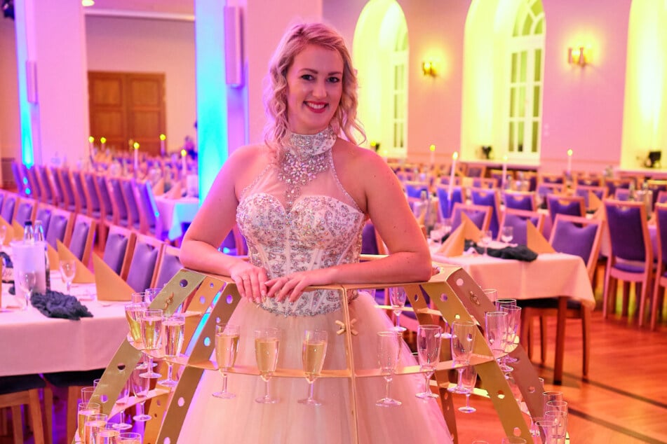 Bei mir steigt am 31.12. Dresdens prunkvollste Silvesterparty