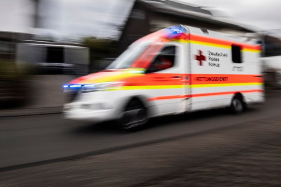 Tragischer Vorfall auf der Arbeit: Lkw-Fahrer erfasst eigenen Kollegen tödlich