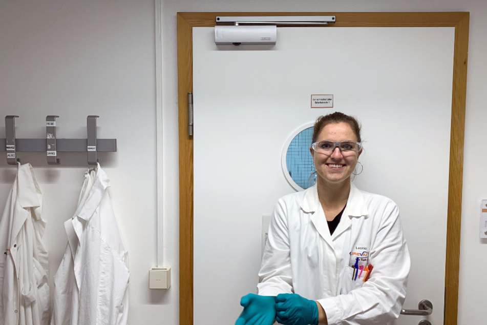 Leonie Harm (22) absolviert derzeit ein Praktikum beim Biotech-Unternehmen Curevac, das auch an einem Impfstoff gegen das Coronavirus forscht.