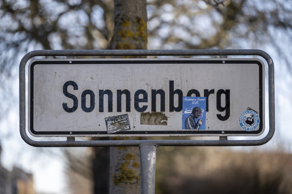 Auf dem Sonnenberg wurde am Dienstagabend ein Jugendlicher (17) ausgeraubt.