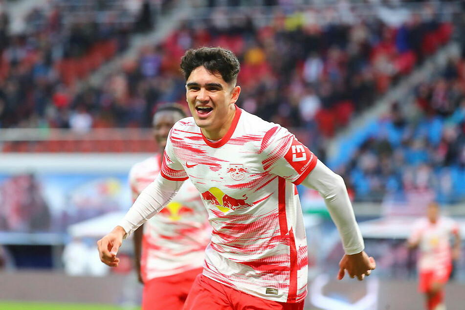 Erstes Bundesligaspiel, erster Ballkontakt, erstes Tor: Nachwuchskicker Hugo Novoa (18) traf zum 4:1-Endstand gegen die SpVgg Greuther Fürth.