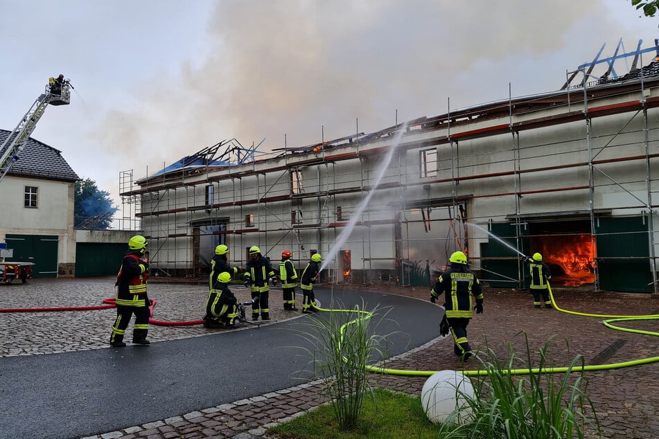 Die Scheune stand nach Angaben der Eigentümer-Familie zum Zeitpunkt des Brandes leer und sollte umgebaut werden.