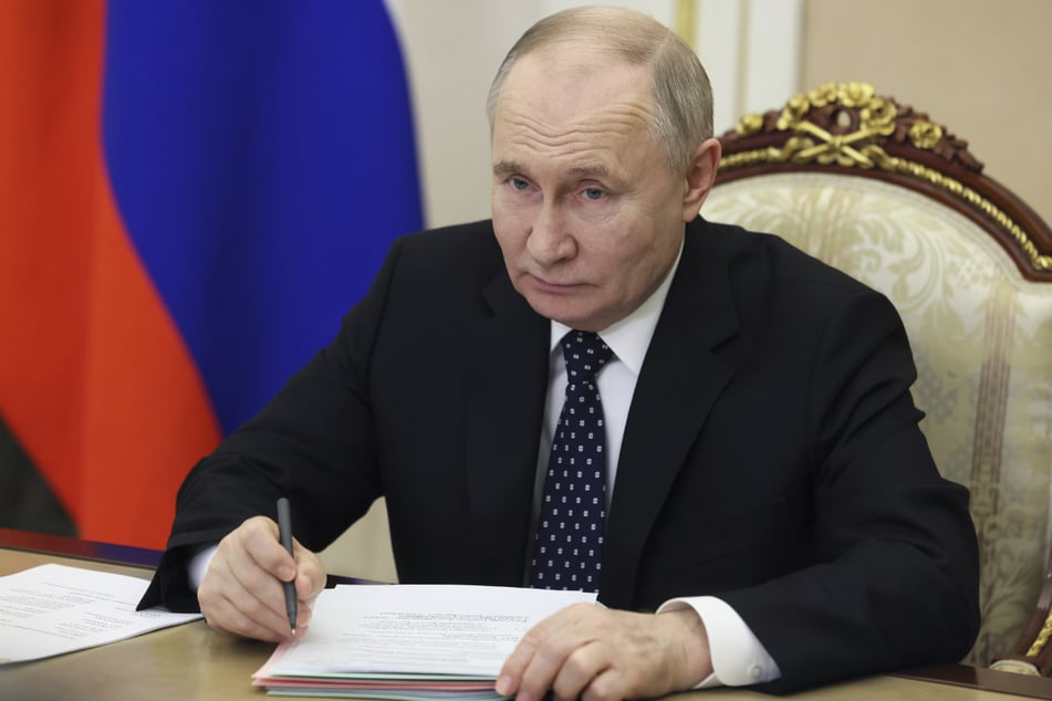 Russlands Präsident Wladimir Putin (71) schickt seine Trolle los.
