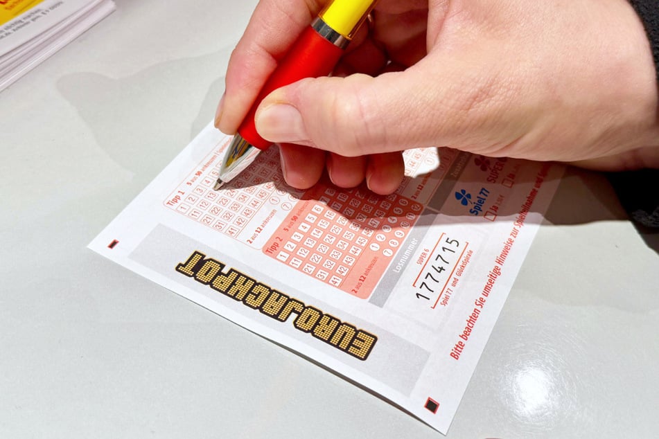 Zur Eurojackpot-Ziehung am Freitag (19.9.) geht es um 120 Millionen Euro*.