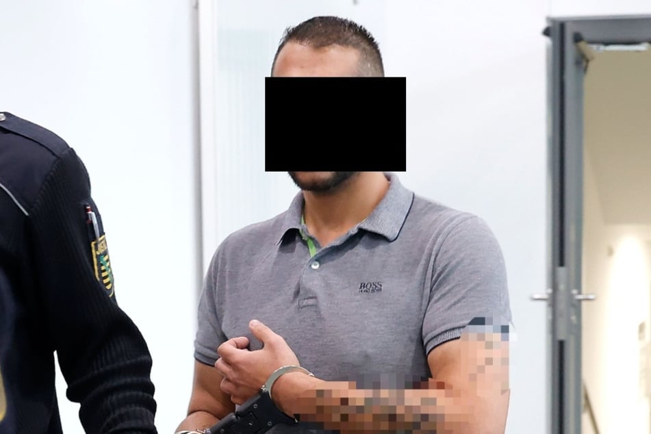 Arpad H. (34) muss nach dem Urteil noch ein bisschen länger hinter Gittern verbringen.