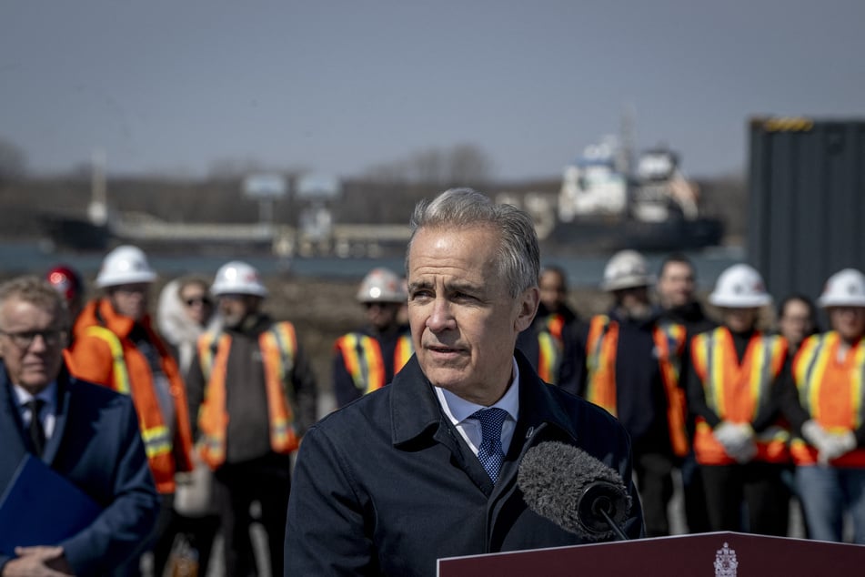 Canadian Prime Minister Mark Carney indicated that his government is open to deeper integration with Mexico and the US on trade.