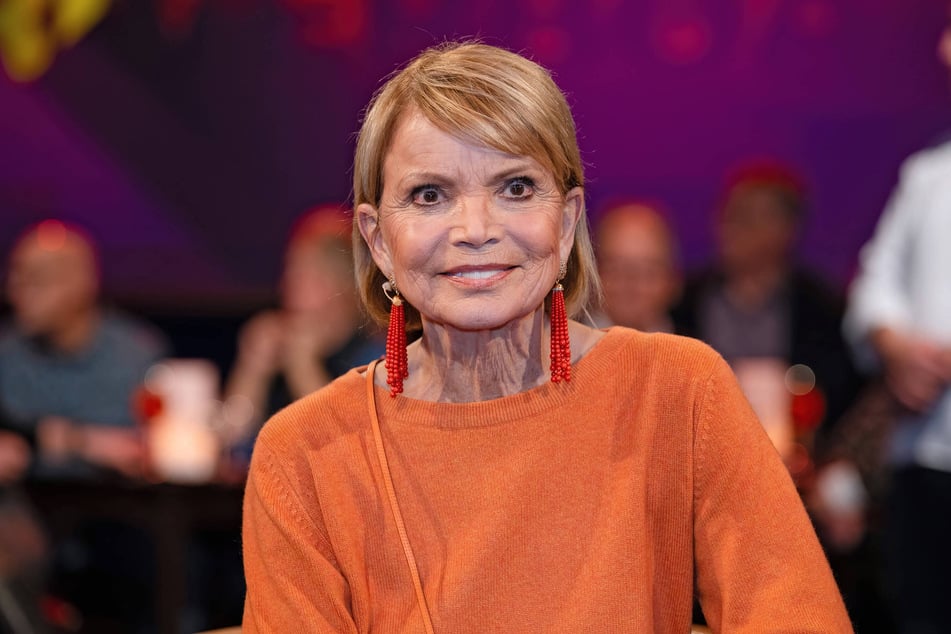 Die Schauspielerin wurde durch ihre Rolle der Apanatschi in "Winnetou" bekannt.