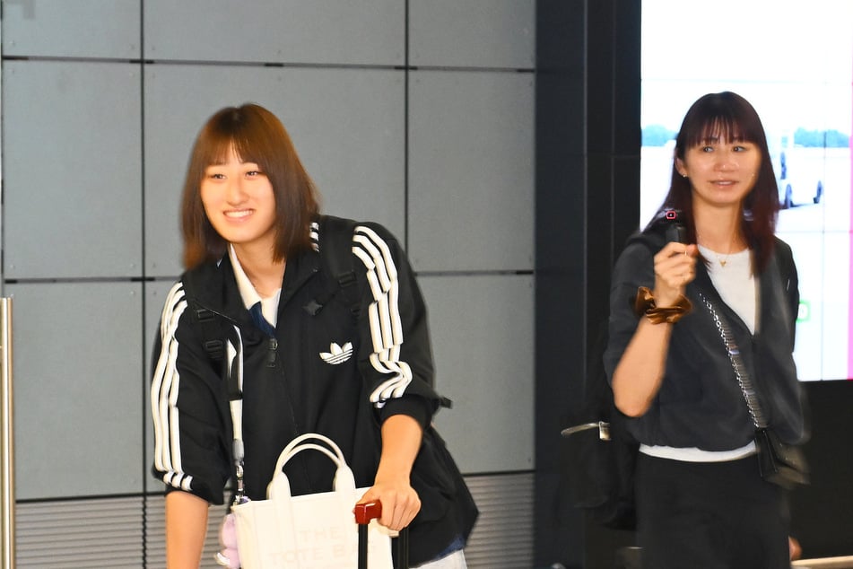 Zur Unterstützung hat DSC-Neuzugang Miku Akimoto (l.) in den ersten zwei Monaten ihre Mutter Ai (43, r.) in Dresden dabei.