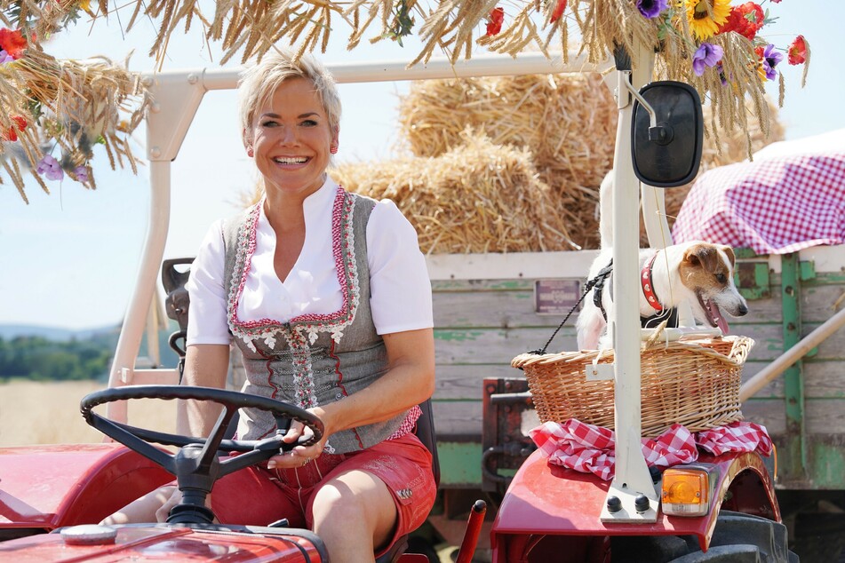 Bekommt Moderatorin Inka Bause (51) alle Bauern unter die Haube?