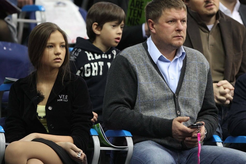 Yevgeny Kafelnikov (48) 2012 in Moskau mit seiner Tochter Alesya (23).