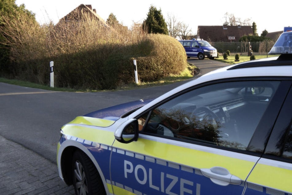 Nach Fund von Leichenteilen in Ostfriesland: Polizei durchsucht vier Grundstücke