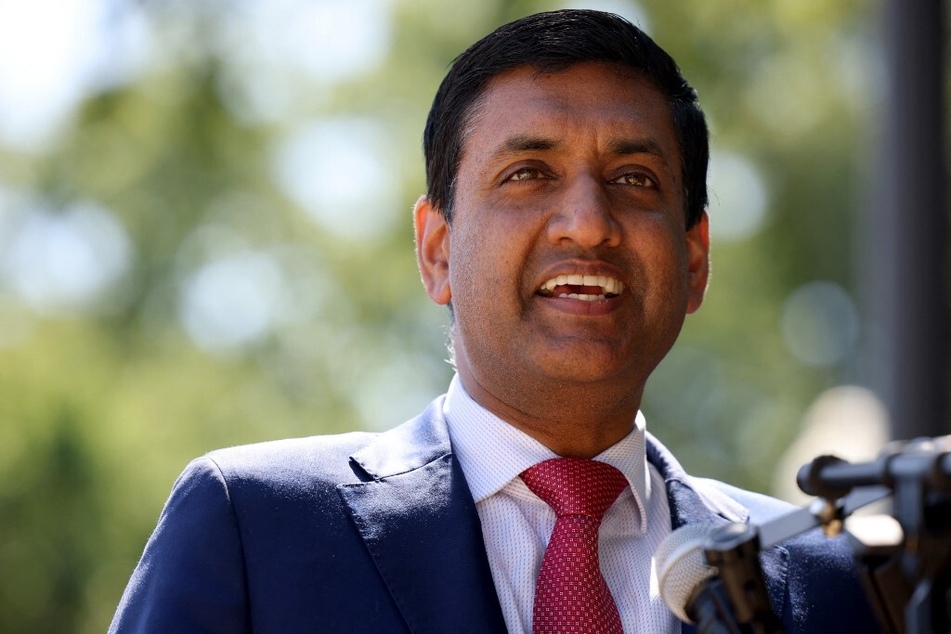 California Representative Ro Khanna was the first Democrat in Congress to call for Dianne Feinstein's resignation.
