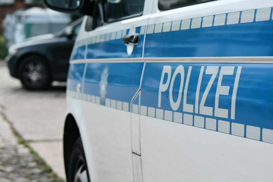 Mit 2,57 Promille: Suff-Fahrer rammt Streifenwagen bei Polizei-Kontrolle