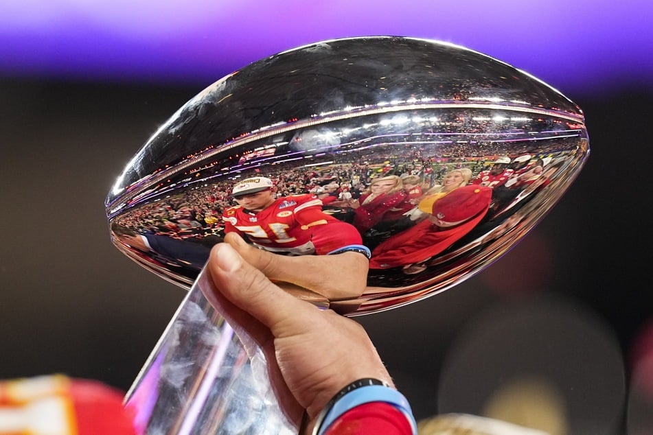 Die begehrte Vince Lombardi Trophy reist mit nach Leipzig. (Archivbild)