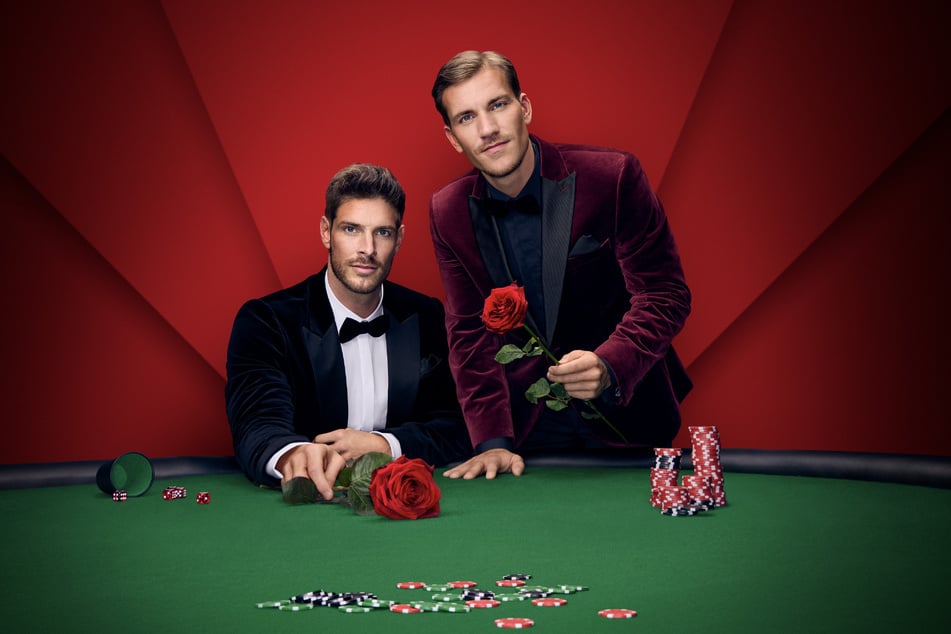Martin Braun (l.) und Felix Stein: 2025 gibt es statt einem Bachelor erneut zwei Bachelors, die die Köpfe der Teilnehmerinnen verdrehen.