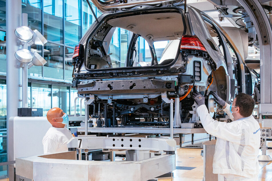 Gläserne Manufaktur liefert 2020 trotz Corona mehr Fahrzeuge aus