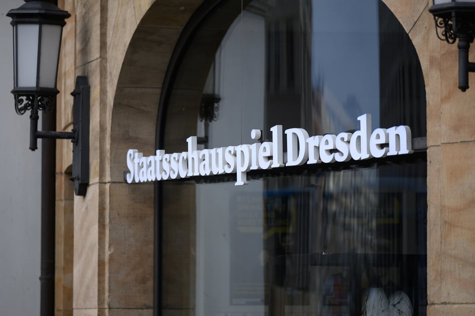 Am Montagabend sorgte ein technischer Defekt im Staatsschauspiel Dresden für einen vorzeitigen Abbruch einer Vorstellung. (Archivfoto)