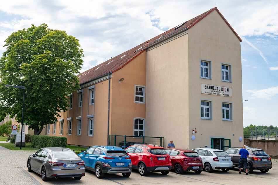 Die Westlausitzschule Kamenz bekommt auch dank Finanzmitteln aus Berlin einen Anbau gleich neben dem Schulgebäude.