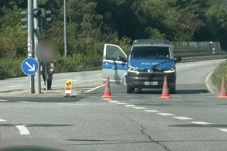 Die Polizei musste aufgrund eines Unfalls auf der S191 die A17-Auffahrt Dresden-Prohlis absperren.