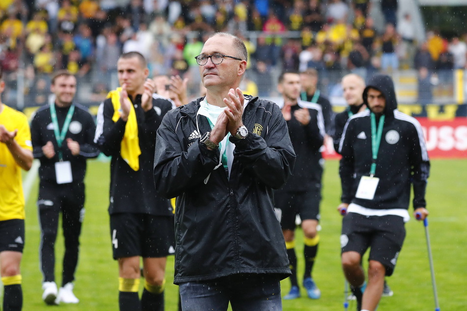 Dr. Wolfgang Gruber (53), Geschäftsführer der SpVgg Bayreuth, ist enttäuscht vom Verhalten von Ex-Trainer Timo Rost.