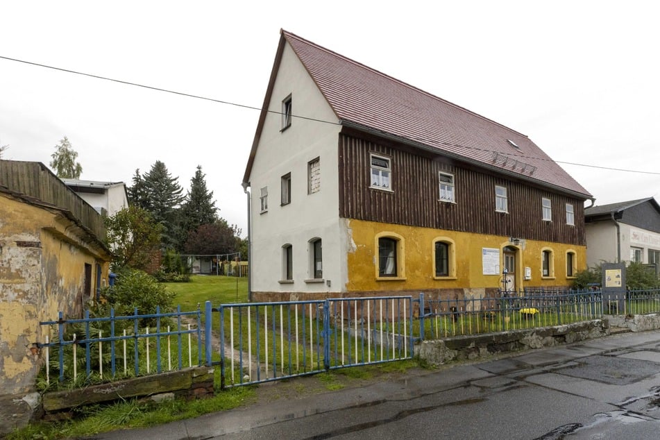 Die Werkstatt in Pulsnitz gilt als älteste noch in Deutschland arbeitende Manufaktur.