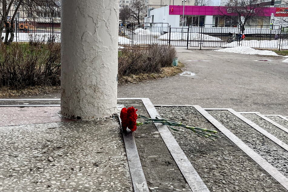 Lehrerin stirbt nach Messerattacke: Schüler festgenommen