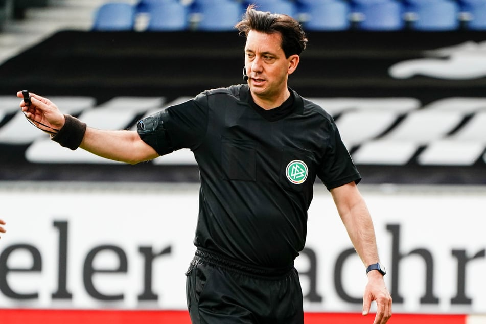 Der ehemalige Profi-Schiedsrichter Manuel Gräfe (52) sieht den aberkannten 1:1-Ausgleichstreffer von Eintracht Frankfurt gegen die Bayern als klare Fehlentscheidung an.
