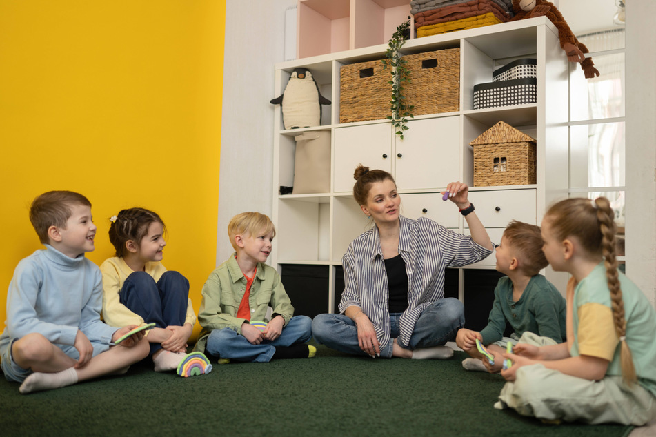 Geht es nach Kretschmer bleibt das kostenlose Vorschuljahr auf der Agenda des Freistaats. Bisher fehlte dazu das Geld.