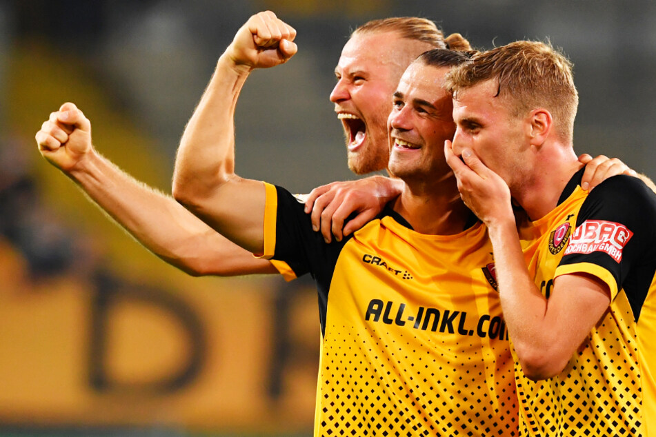 Christoph Daferner (r.), Yannick Stark (M.) und Sebastian Mai trafen allesamt für Dynamo Dresden gegen den HSV. Die SGD verfügt in der Spitze und Breite über den Drittliga-Kader, der am besten besetzt ist.