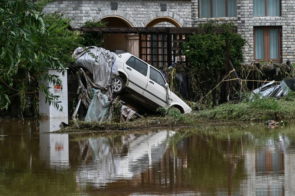 Chinese authorities have admitted to failures in planning after nearly 300,000 people were evacuated from Shanghai and dozens died in a major typhoon.