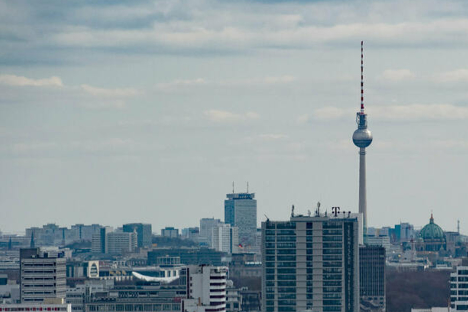 Wetter mal so, mal so: Wechselhaftes Wochenende in Berlin und Brandenburg