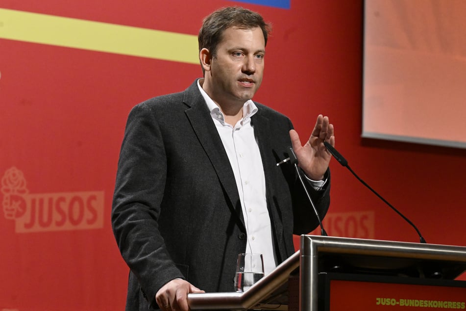 Für SPD-Chef Lars Klingbeil ist das kommende Jahr entscheidend für den Verlauf des Krieges in der Ukraine.