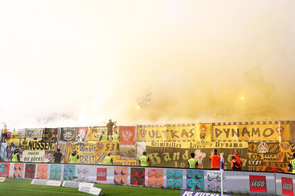 Bei der Niederlage gegen Meppen war nur der Gästeblock der Dynamos voll da. (Archivbild)