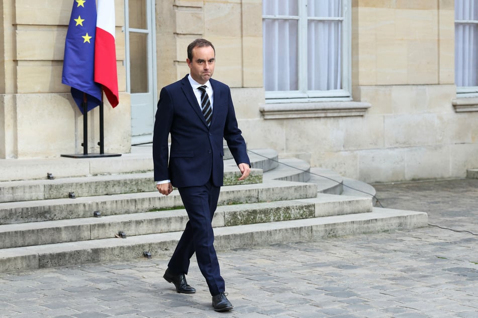 Erst am Montag ist Frankreichs Premierminister, Sébastien Lecornu, zurückgetrteten. Nun soll er doch weitermachen.