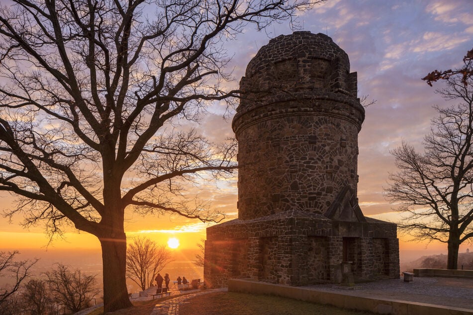Eine gute Aussicht bietet auch der Bismarckturm in Radebeul.