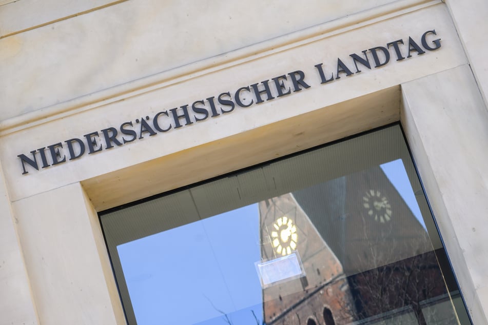 Der Wolf wird am Mittwoch vor dem niedersächsischen Landtag diskutiert. (Symbolfoto)