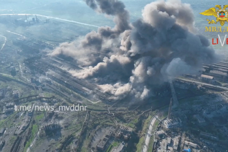 Ukraine war: More evacuations from Mariupol as Russia storms steel plant