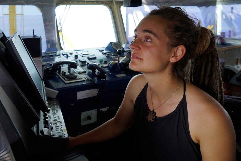 Gericht lässt Anklage gegen ehemalige "Sea-Watch 3"-Kapitänin Carola Rackete fallen