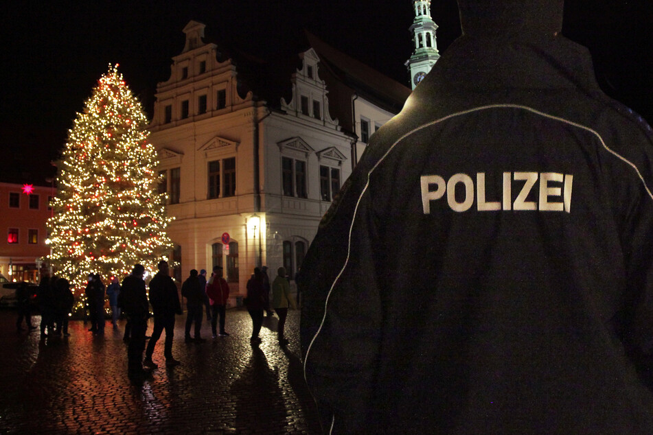 Während Corona-Protest in Pirna: Polizist nennt Demonstranten einen "Mörder"