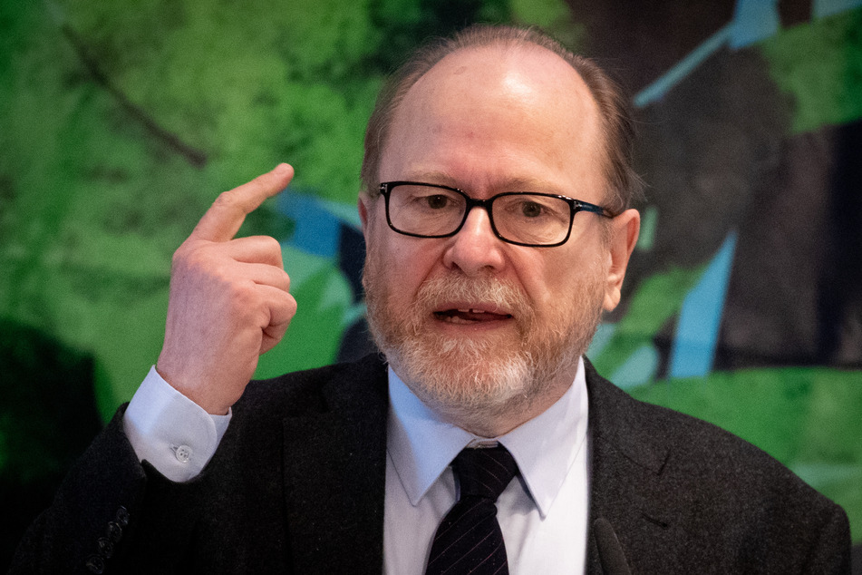 Der vor fast 25 Jahren entführte Hamburger Multimillionär und Soziologe Jan Philipp Reemtsma (68) sieht sich durch die erneute Verhaftung seines Peinigers bestätigt.
