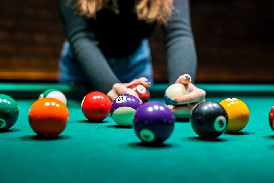 Die beiden Frauen wollten Billard spielen, hatten aber nicht das nötige Geld dabei. (Symbolfoto)